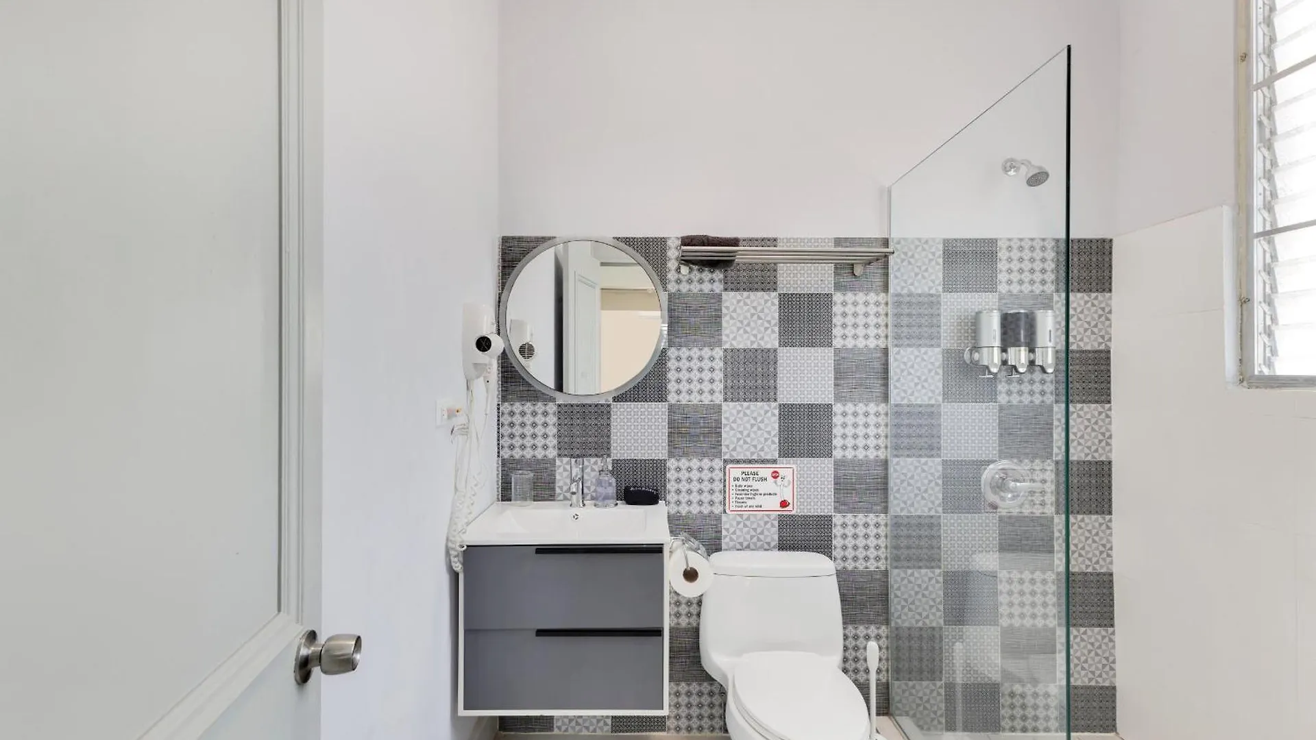 Miramar Cozy Escape For 4 Guests Apartment San Juan